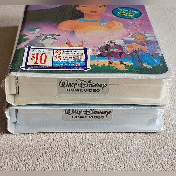 2 Walt Disney‎ Masterpiece Pocahontas and Pocahontas 2 VHS Clamshell New Sealed - Picture 5 of 5